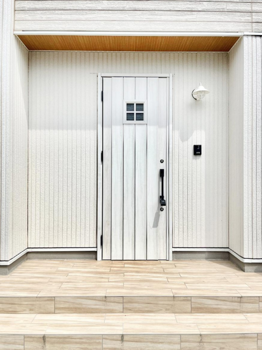 ���ց@��؂ȉƑ��A���q���o�}���錺�ցB