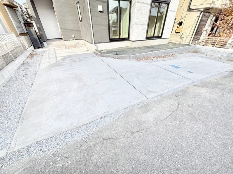 �@�����Ɍ������Ȃ����ԃX�y�[�X�B