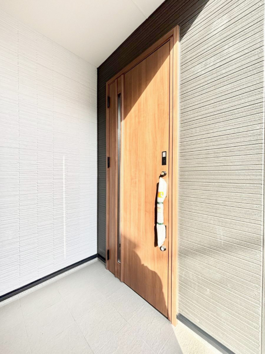 ���ց@��؂ȉƑ��A���q���o�}���錺�ցB