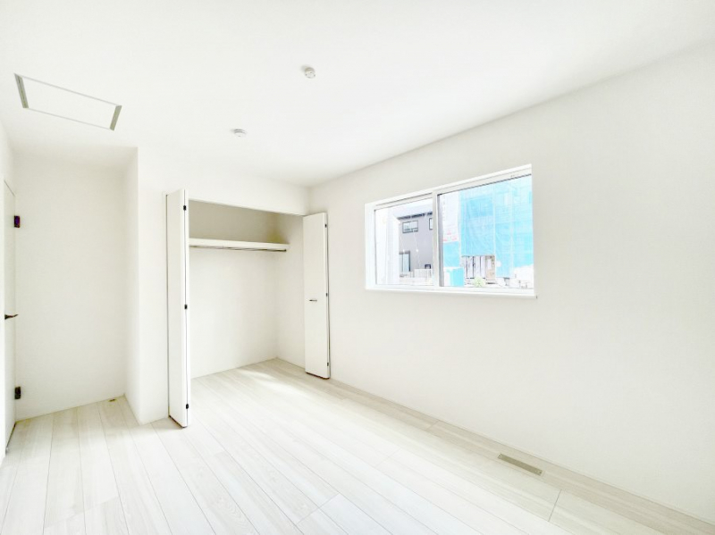 �Q���@�g���₷���`�Ńx�b�g��Ƌ�̒u�����ɂ����邱�Ƃ�����܂���B 