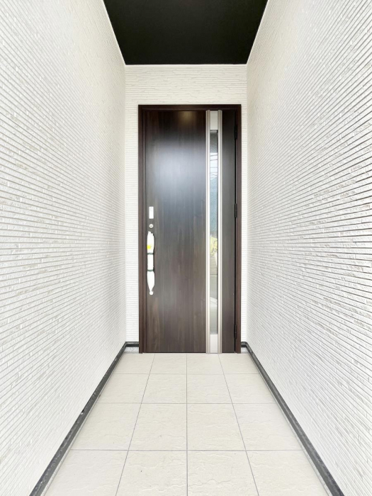 ���ց@��؂ȉƑ��A���q���o�}���錺�ցB