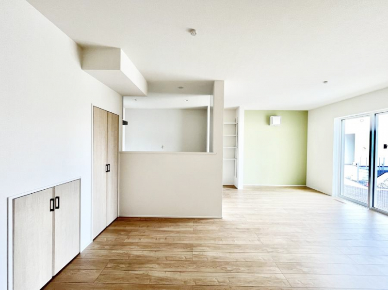 ���̑����ρ@�Ƒ������R�ƏW�܂�e���̃X�y�[�X�ɂȂ肻��  