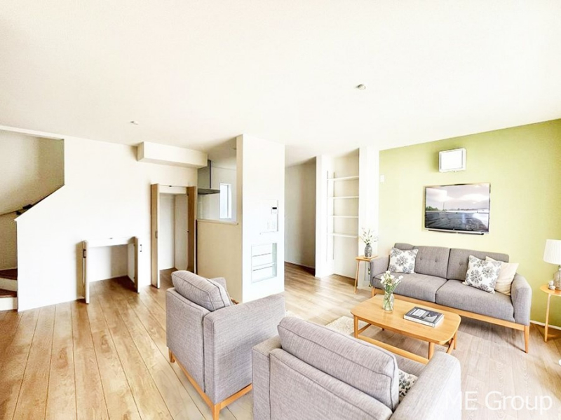 ���r���O�@�������������͋C�̂k�c�j�͉Ƒ��݂�Ȃ̉��K��ԁ��Ƌ��CG�ł�  