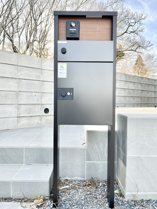 ���̑��@�\�D�E�C���^�[�z���E�|�X�g�E��z�a�n�w���ЂƂɏW��B�G���g�����X�ɂȂ��ރV���v���f�U�C���B