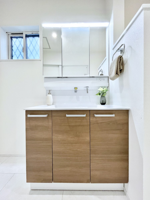 ���ʑ�E���ʏ��@�傫�����₷���O�ʋ��Ő�����������ʑ�́A�g�����Ȃ݃`�F�b�N�┧�̂������ɂ������߂ł��B 