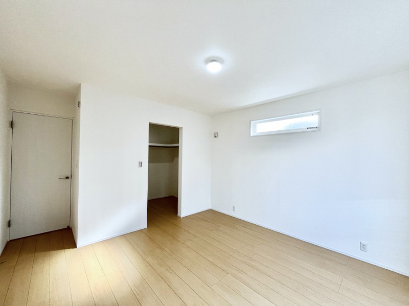 �q�������@�q�������ɂ��������߂Ȏ��[�X�y�[�X�����Ղ�̋���