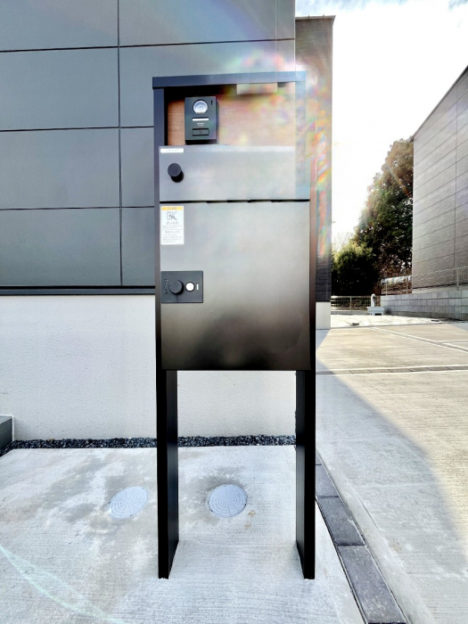 ���̑��@�\�D�E�C���^�[�z���E�|�X�g�E��z�a�n�w���ЂƂɏW��B�G���g�����X�ɂȂ��ރV���v���f�U�C���B