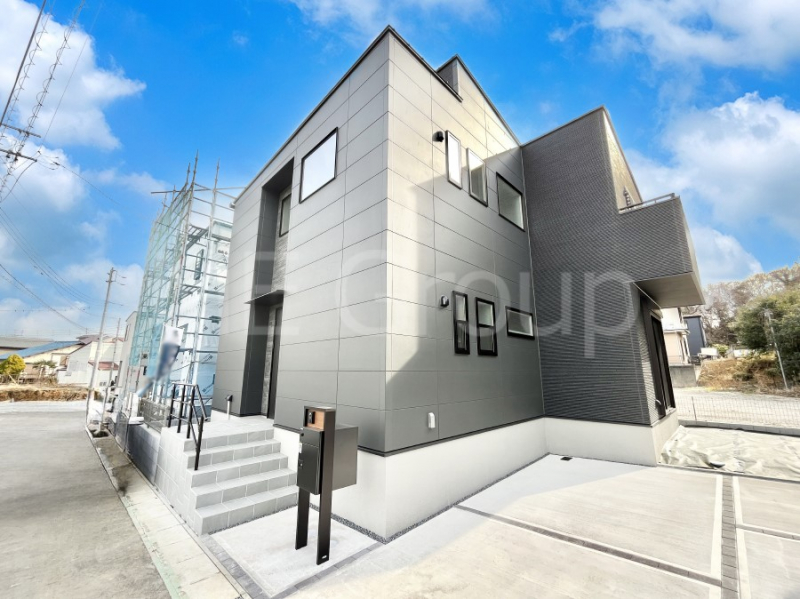 ���n�O�ώʐ^�@�V���v���ŗ��������̂��錚���͏Z�ނ����̌��ŃI���W�i���Ȃ��̂ɂȂ��Ă����܂��B 