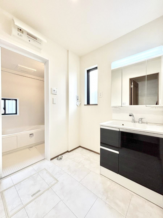 ���̑��@�������̂�����K��Ԃł��B�����̐g�x�x���C�����ǂ����g�������܂��B 