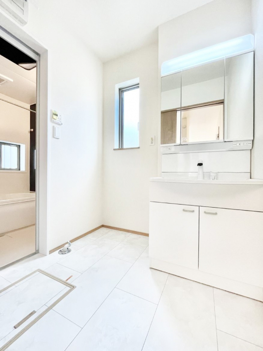 ���ʑ�E���ʏ��@�������̂�����K��Ԃł��B�����̐g�x�x���C�����ǂ����g�������܂��B 