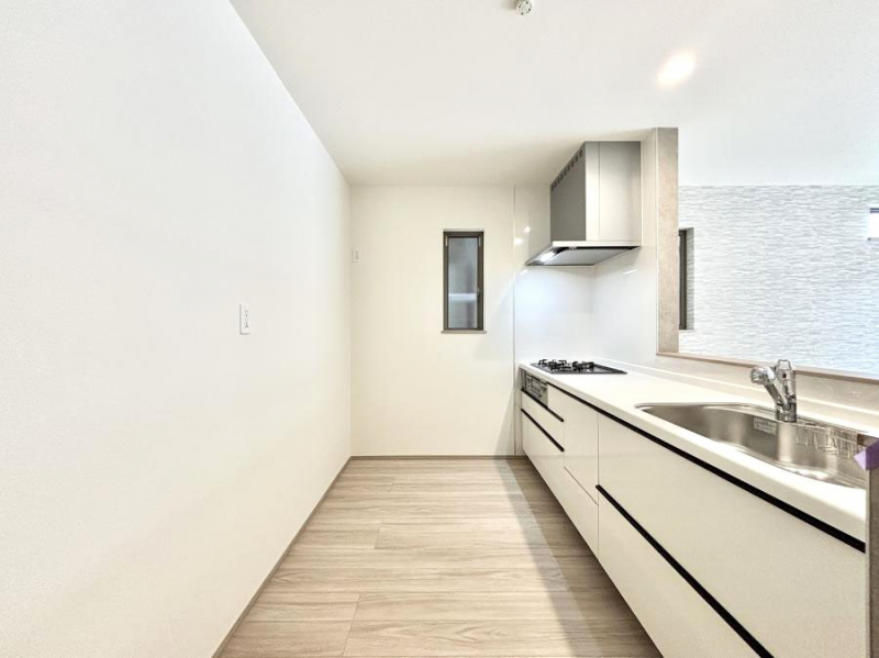 �L�b�`���@��Ƃ肠��L�b�`���ł͂��Ƒ��Ɗy�������������ł��܂��B