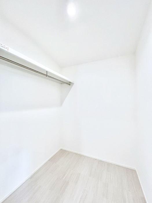 ���̑��@�t�@�~���[�N���[�[�b�g�B�X�[�c�P�[�X��G�ߏ����Ȃǂ��܂Ƃ߂Ď��[�ł��܂�