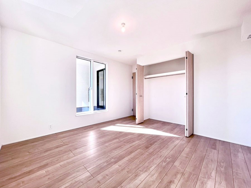 ���̑����ρ@�o���R�j�[���J�������v���X���Ă����m��