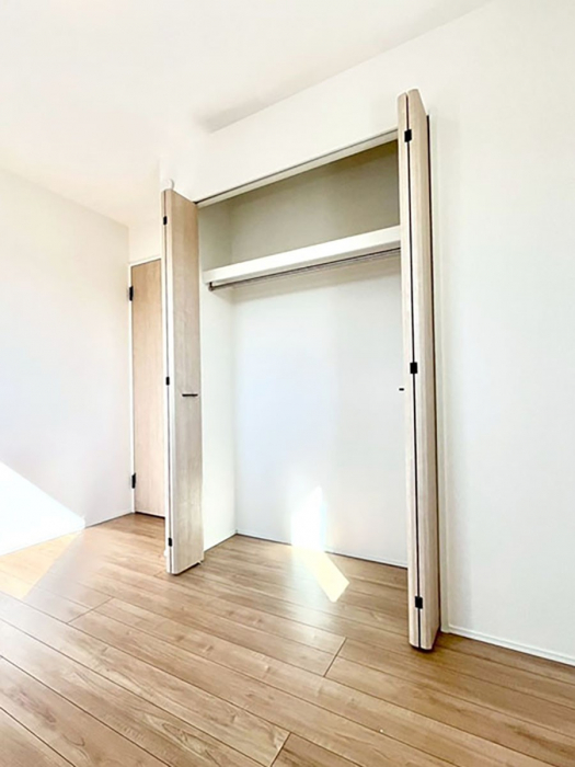 ���[�@�����Ղ�̎��[�X�y�[�X�ŉ��K�ɕ�点���� 