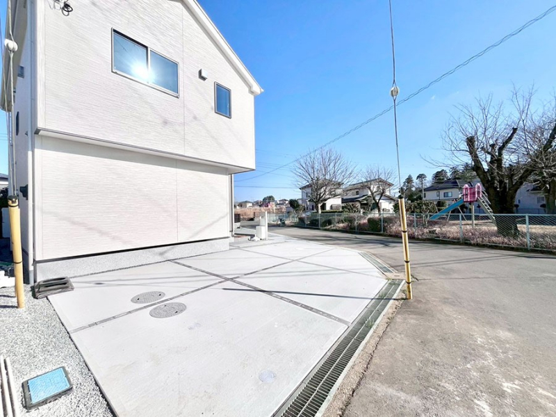 �@�����Ɍ������Ȃ����ԃX�y�[�X�B