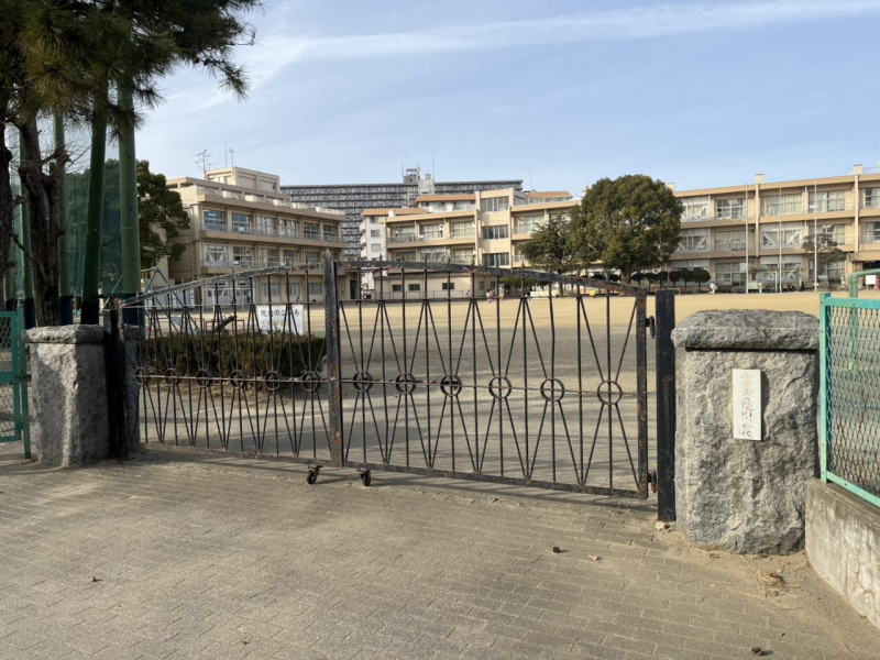 ���ӊ��@���w�Z 1500m ��t�s���@�����w�Z