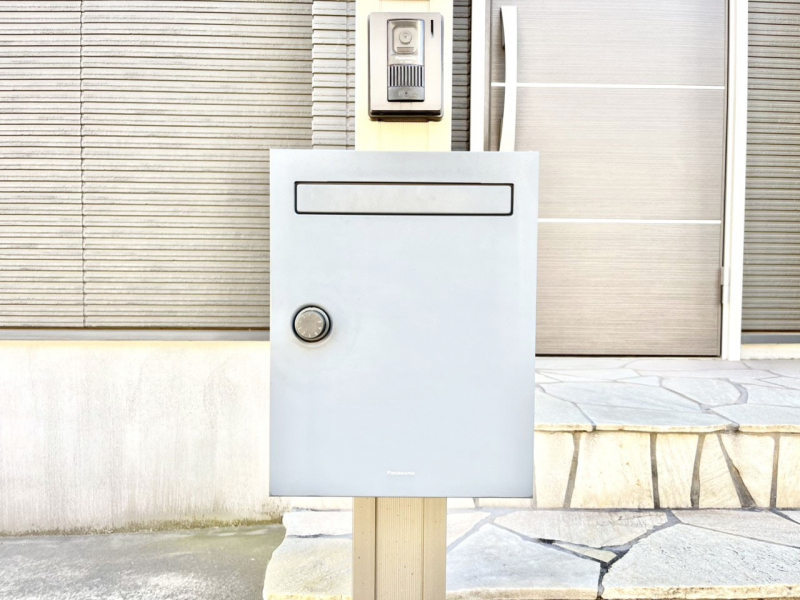 ���̑��@�V���v���f�U�C���̃|�X�g�B