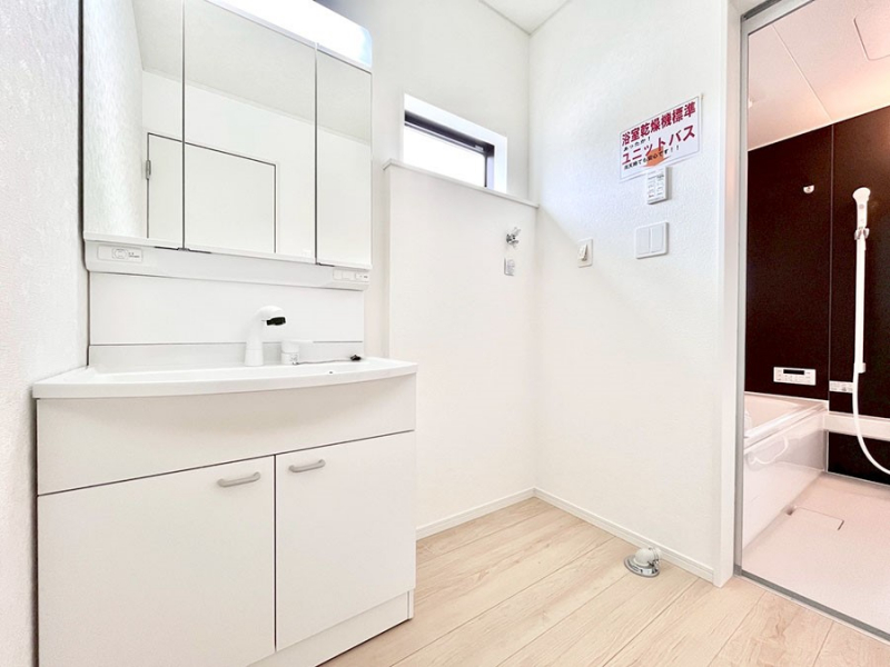 ���̑��@�������̂�����K��Ԃł��B�����̐g�x�x���C�����ǂ����g�������܂��B 