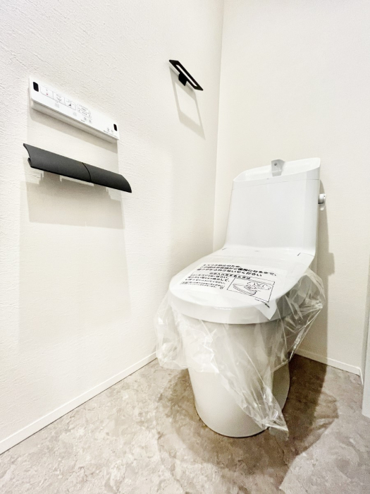 �g�C���@�g�C����1�K��2�K���ꂼ��ɔz�u����Ă��ĂƂĂ��֗��ł��B 