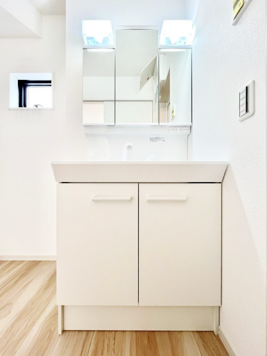 ���ʑ�E���ʏ��@���[�͂Ƌ@�\���ɗD�ꂽ���ʉ��ϑ�