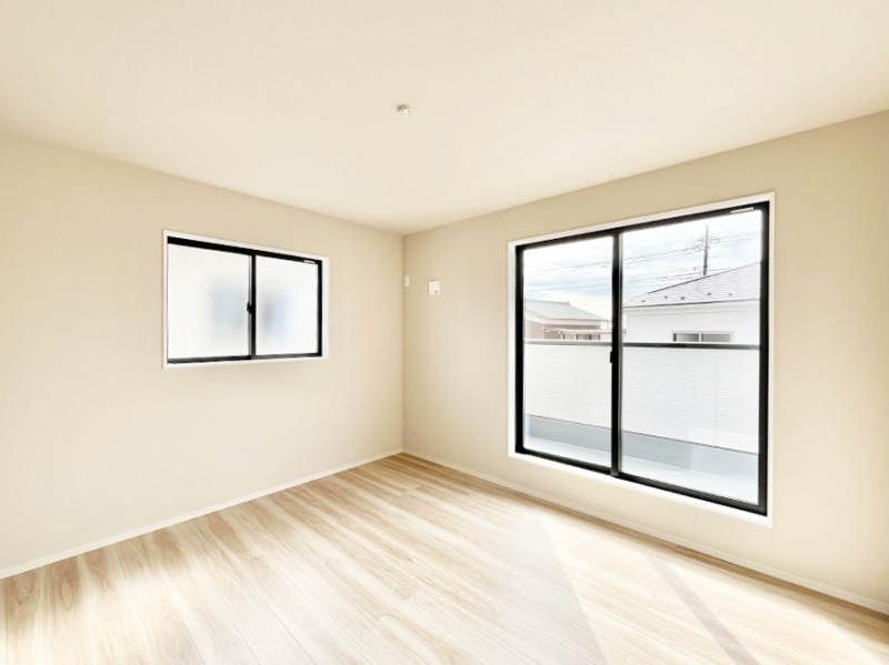 ���̑����ρ@�o���R�j�[���J�������v���X���Ă����m��