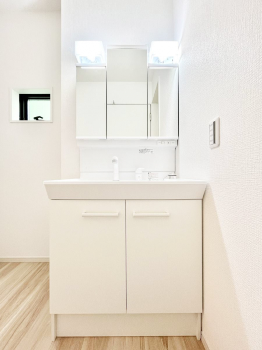 ���ʑ�E���ʏ��@���[�͂Ƌ@�\���ɗD�ꂽ���ʉ��ϑ�