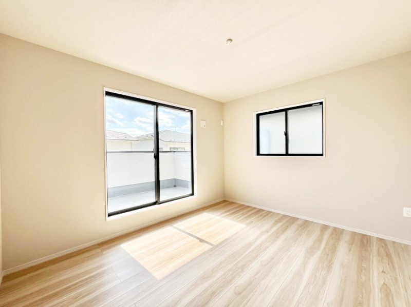 ���̑����ρ@�o���R�j�[���J�������v���X���Ă����m��