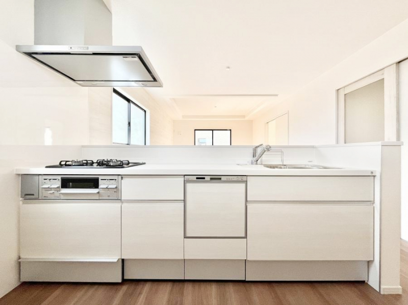 �L�b�`���@�������������I�ɁA�y�����I�V�X�e���L�b�`��