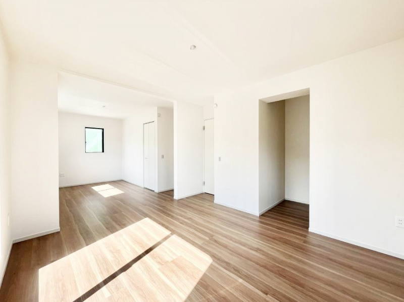 �Q���@�h�A���N���[�[�b�g2�����t���Ȃ̂�2�����ɕ����Ă����p�ł��܂�