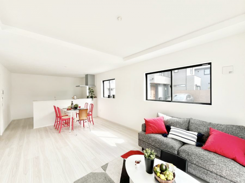 ���̑����ρ@�Ƒ������R�ƏW�܂�e���̃X�y�[�X�ɂȂ肻��