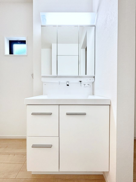 ���ʑ�E���ʏ��@�傫�����₷���O�ʋ��Ő�����������ʑ�́A�g�����Ȃ݃`�F�b�N�┧�̂������ɂ������߂ł��B 