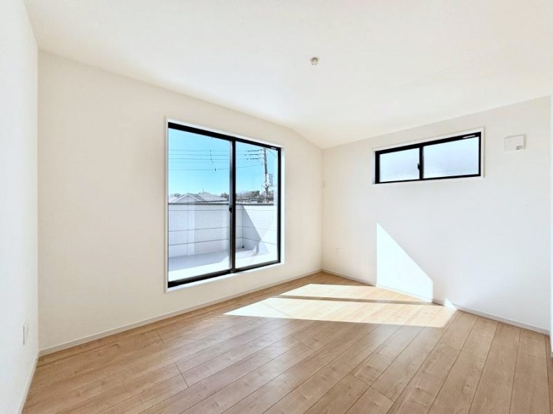 ���̑����ρ@2�ʍ̌����m�ۂ������邢��ԁB�Ƒ��݂�Ȃ����K�ȕ�炵����������݌v�ł��B