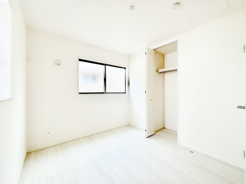 �q�������@���q���܂̂������Ƃ��Ă��I�ߗނ̐������ڂɕ֗��ȃN���[�[�b�g�t���̗m���B