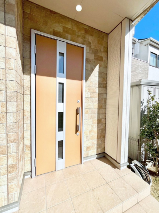 ���ց@��؂ȉƑ��A���q���o�}���錺�ցB