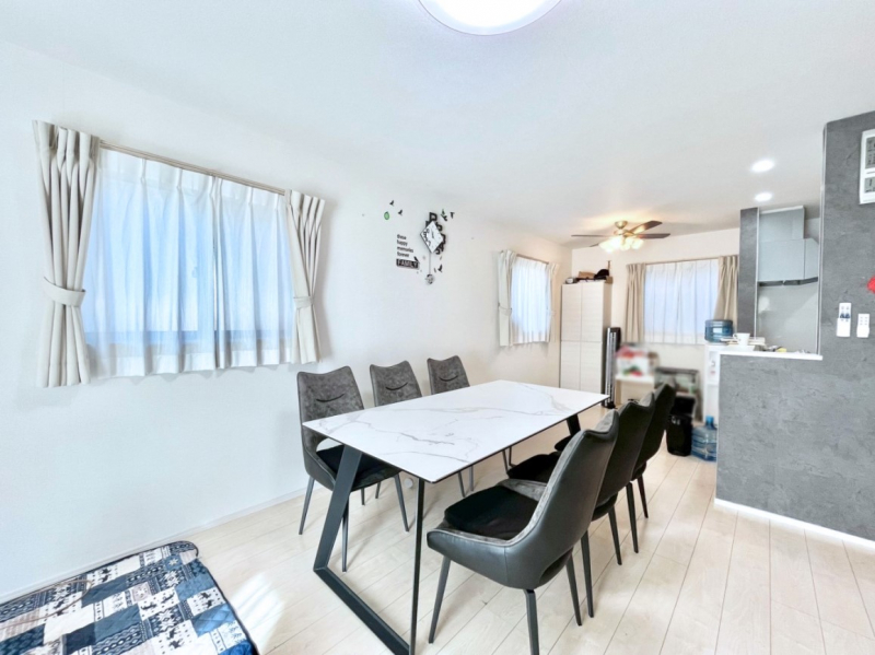 ���̑����ρ@�Ƒ������R�ƏW�܂�e���̃X�y�[�X�ɂȂ肻��