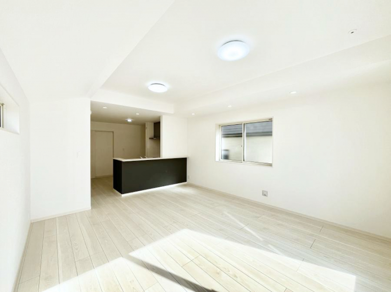 ���r���O�@18.25���̂k�c�j�͉Ƒ��݂�Ȃ̉��K��ԁI�Ƒ��̂Ȃ������������厖�ȃX�y�[�X�ł��B 