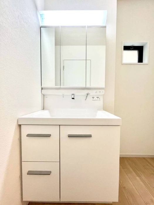 ���ʑ�E���ʏ��@�傫�����₷���O�ʋ��Ő�����������ʑ�́A�g�����Ȃ݃`�F�b�N�┧�̂������ɂ������߂ł��B 