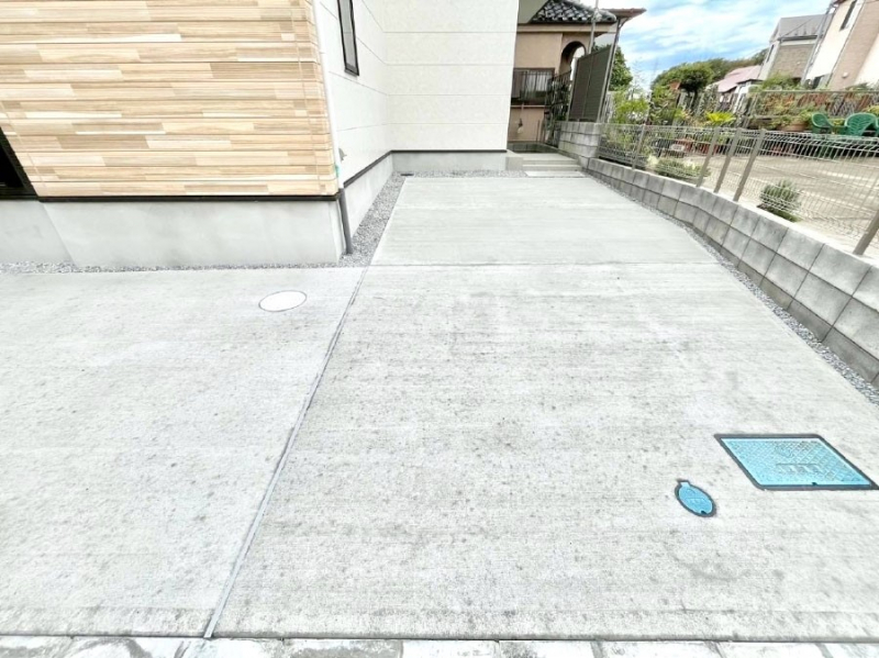 �@�����Ɍ������Ȃ����ԃX�y�[�X�B