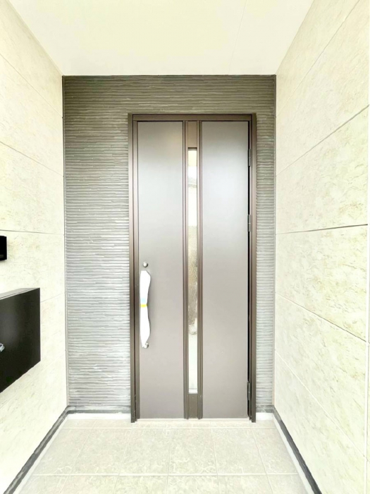 ���ց@��؂ȉƑ��A���q���o�}���錺�ցB