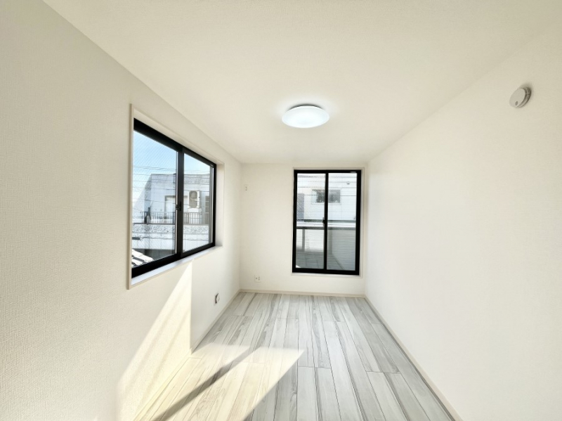 �Q���@���邢�o���R�j�[�T�C�h�ɗm����ݒu�B�ڊo�߂̗ǂ��Q���ɁB 