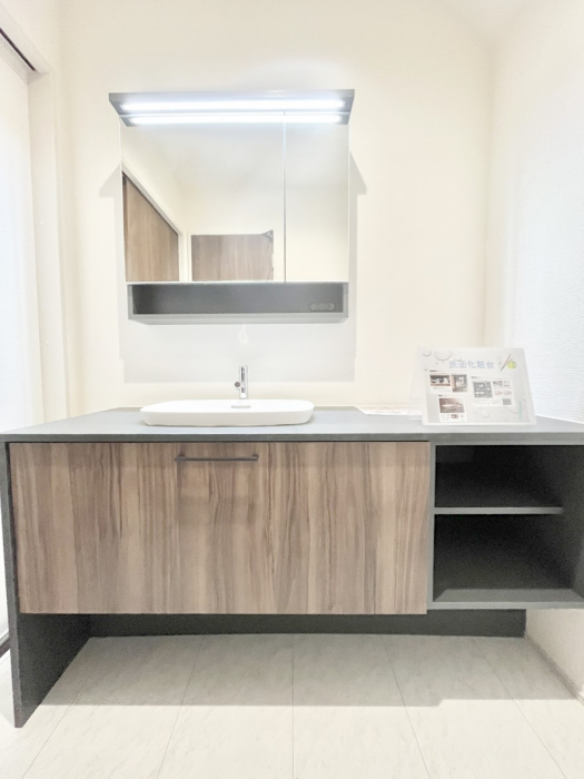 ���ʑ�E���ʏ��@�傫�����₷���O�ʋ��Ő�����������ʑ�́A�g�����Ȃ݃`�F�b�N�┧�̂������ɂ������߂ł��B 