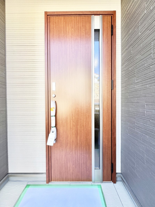 ���ց@��؂ȉƑ��A���q���o�}���錺�ցB