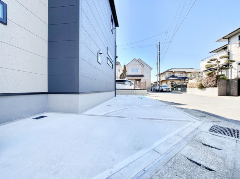 �@�����Ɍ������Ȃ����ԃX�y�[�X�B