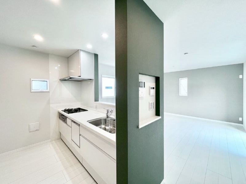 �L�b�`���@�J�E���^�[�z���ɂ��b�������Ȃ��疈���̂������������Ɗy����