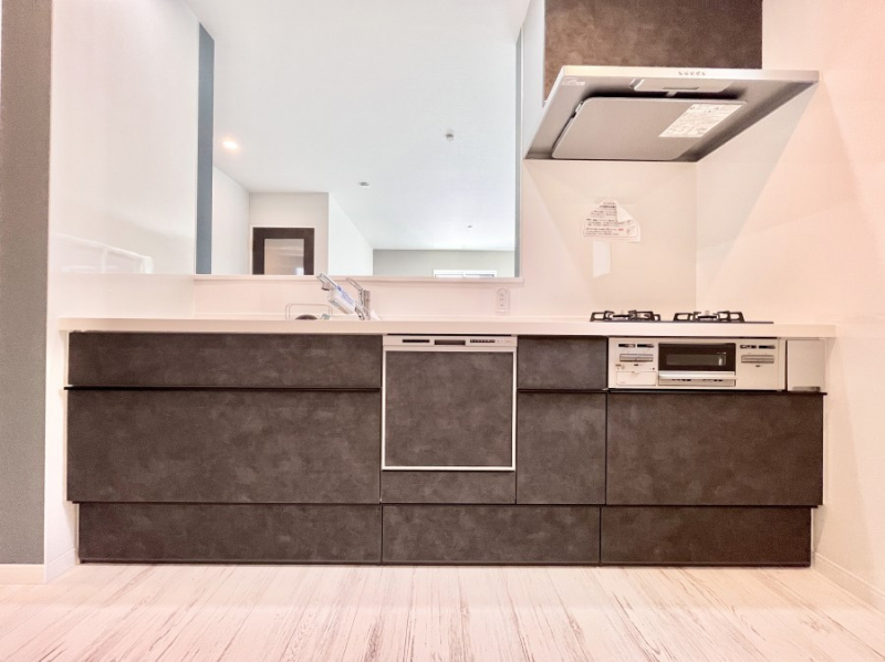 �L�b�`���@�������������I�ɁA�y�����I�V�X�e���L�b�`��    