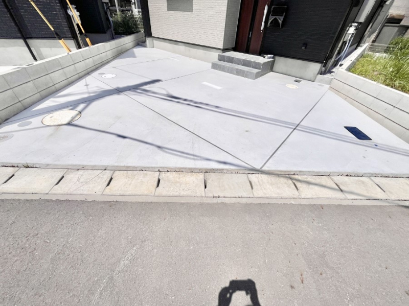 �@�����Ɍ������Ȃ����ԃX�y�[�X�B  