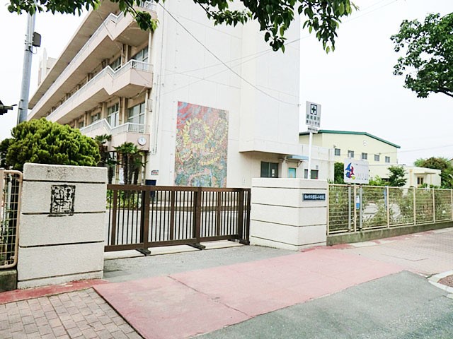 ���ӊ��@���w�Z 1100m �]�J���w�Z