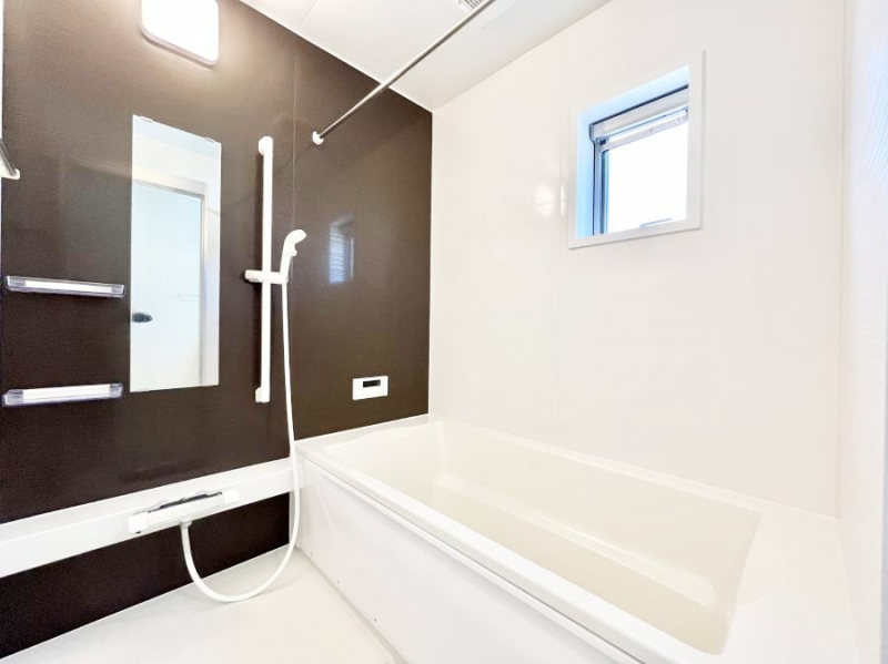 �����@����̔�������Ă���閾�邢�������̂���o�X���[��