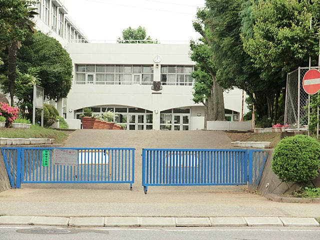 ���ӊ��@���w�Z 930m ��Ã��u���w�Z