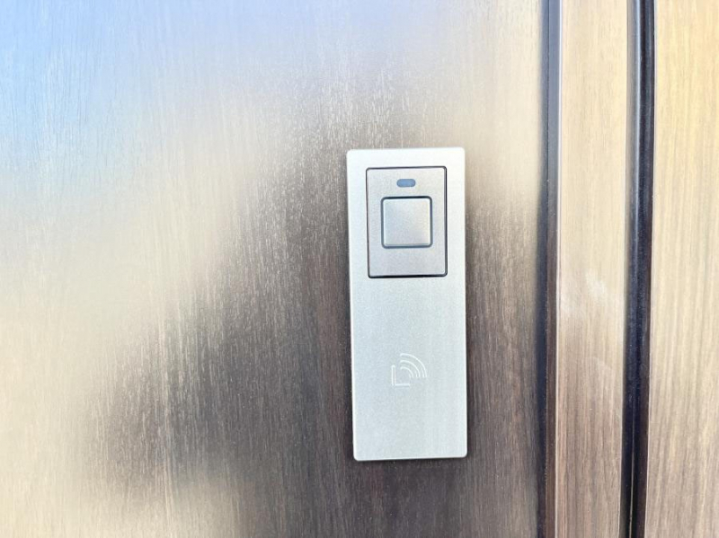 ���̑��@�X�}�[�g�ɊJ���ł���d�q�L�[